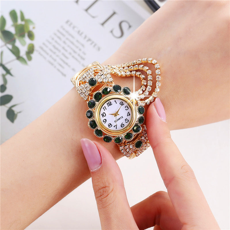 Ladies Diamond Temperament Quartz Watch Fashion Alloy Bracelet Watch