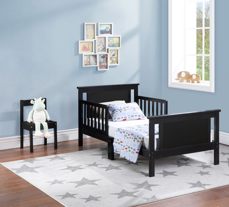 Connelly Reversible Panel Toddler Bed