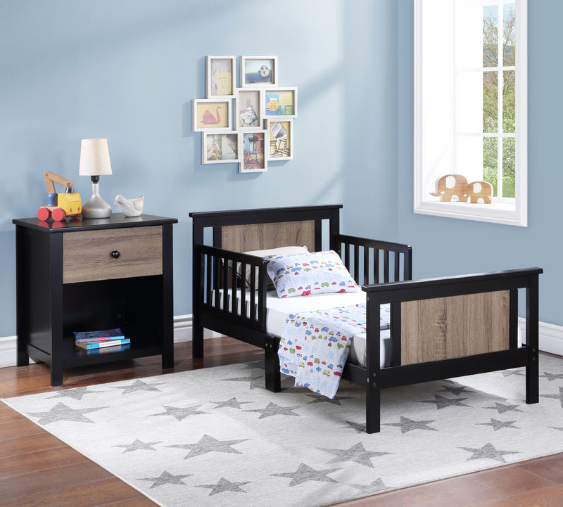 Connelly Reversible Panel Toddler Bed