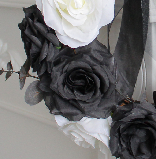 Halloween Ghost Door Hanging Skull Rose